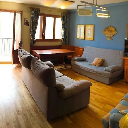 アパート Apartamentos Formigal フォルミガル