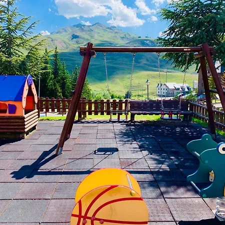 Apartamentos Formigal アパート *